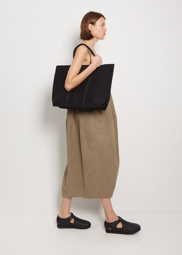Medium Washed Canvas 6-Pockets Tote — Black