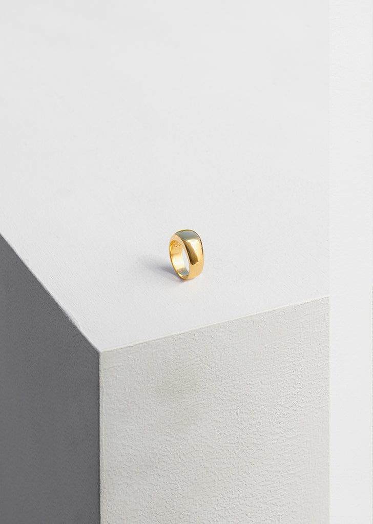 Small Consigliere Ring — Gold