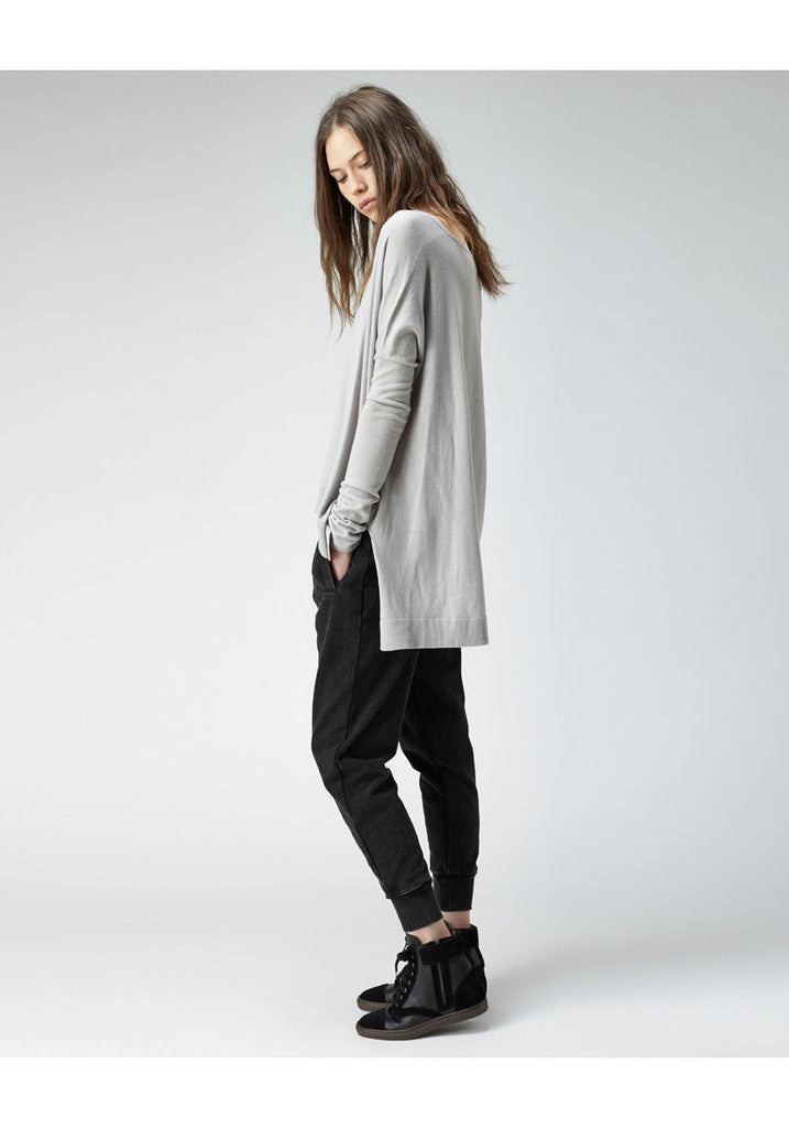 Deep V Pullover