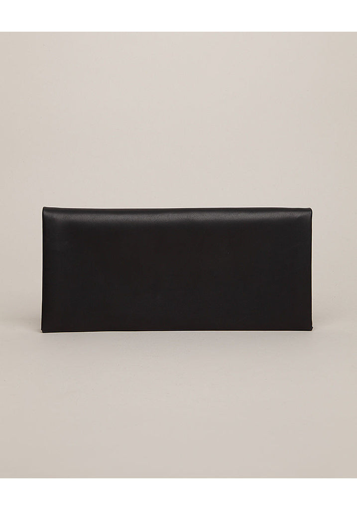 Pleat Clutch w/ Chain