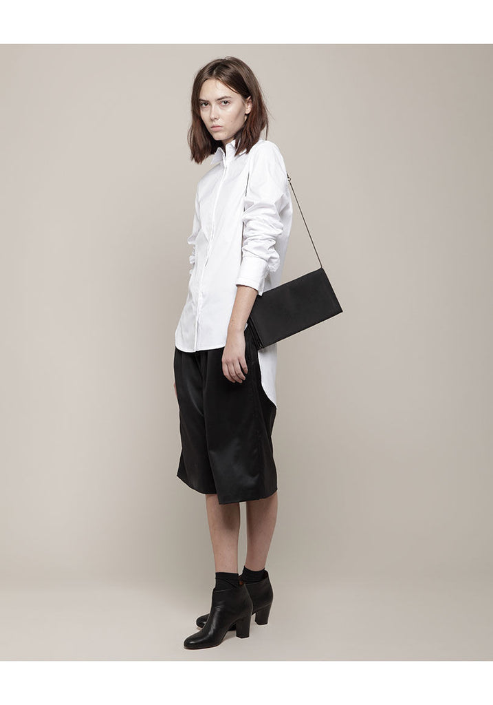 Pleat Clutch w/ Chain