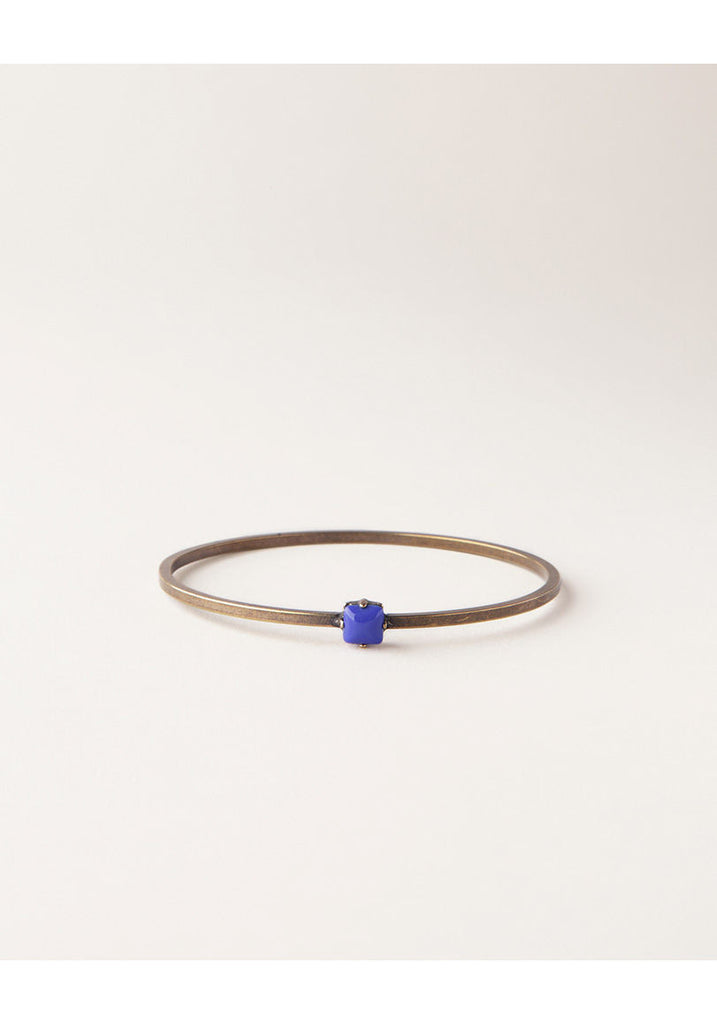 A Case of U Bracelet