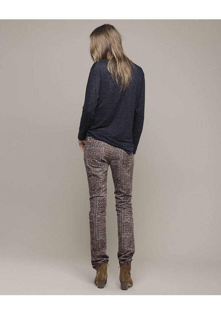 Saris Drop Shoulder Top