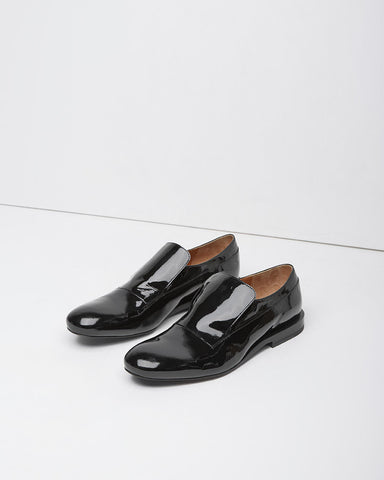 Elastic Gored Slip-On