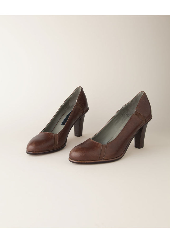 Seamed Leather Pump