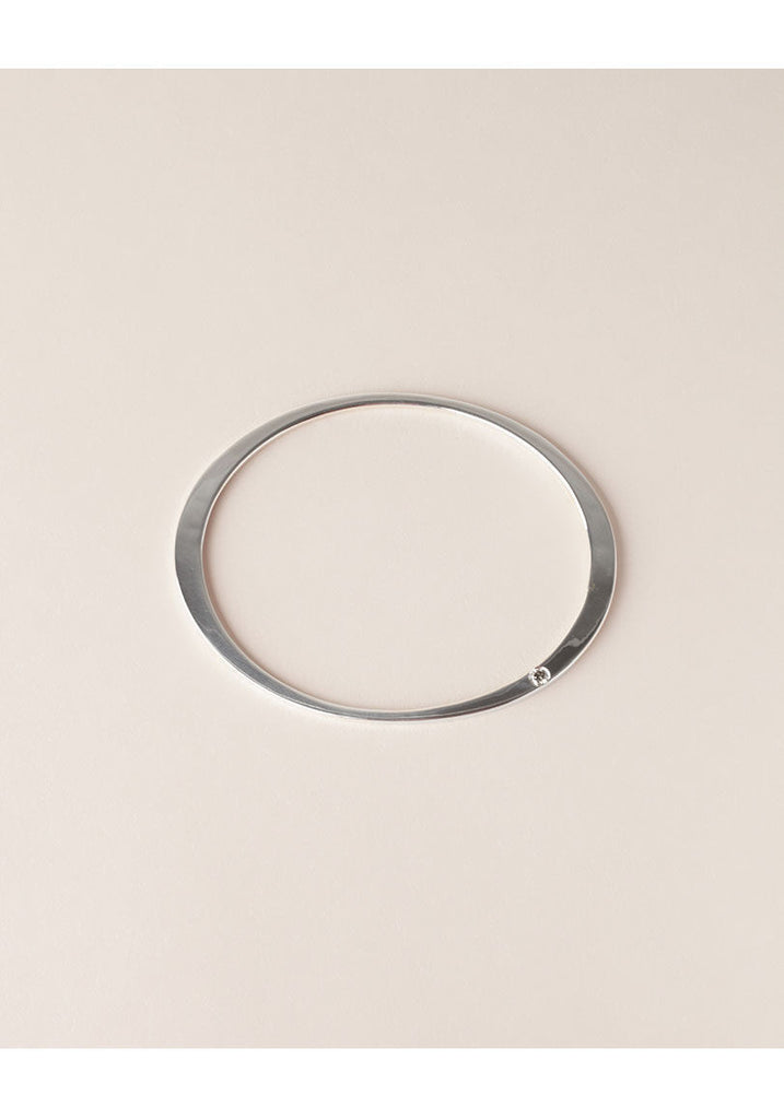 Silver Oval Bangle with Cognac Diamond