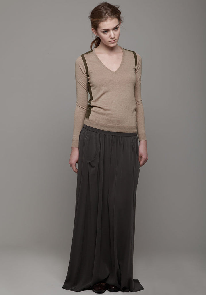 Contrast V-Neck Sweater