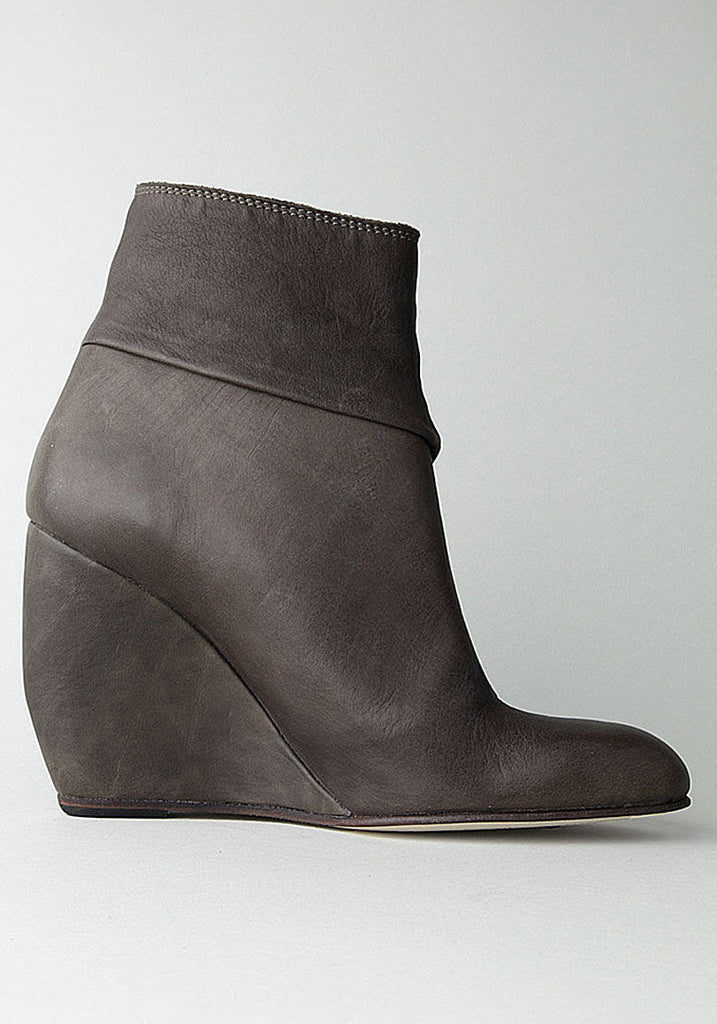 The Pilgrim Wedge Boot