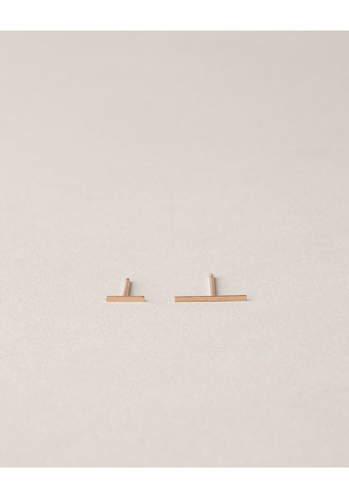 Rose Gold Staple Earring