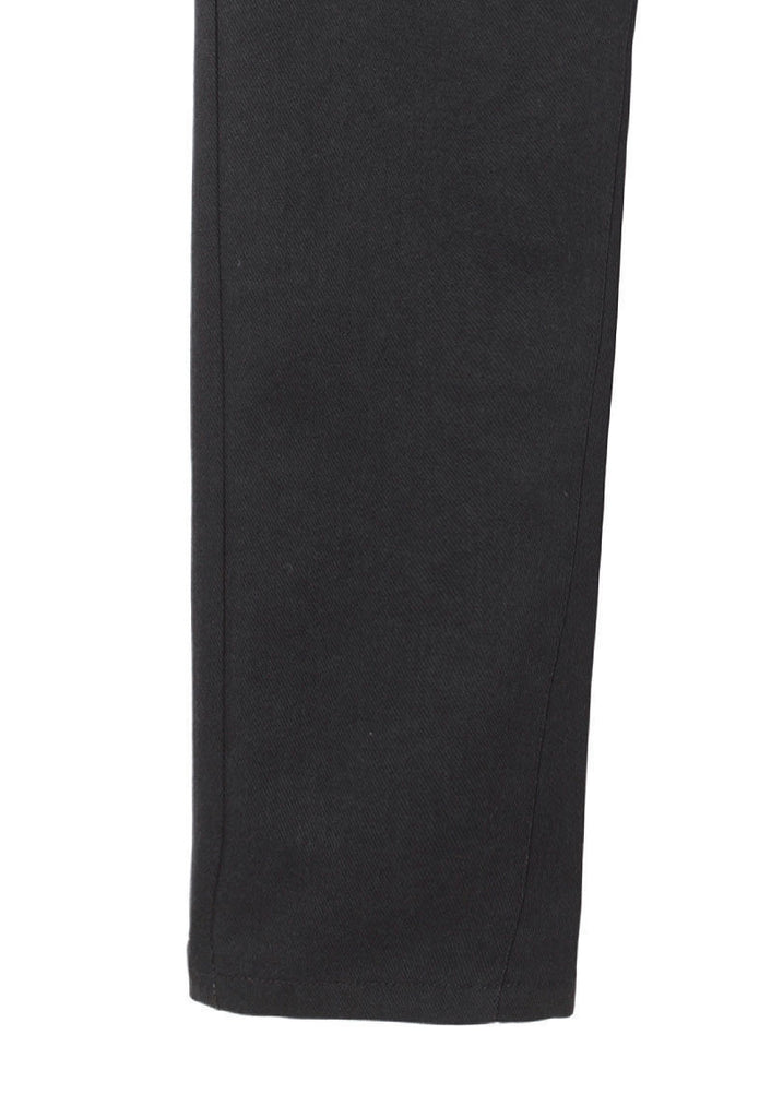 Relaxed Tapered Jeans