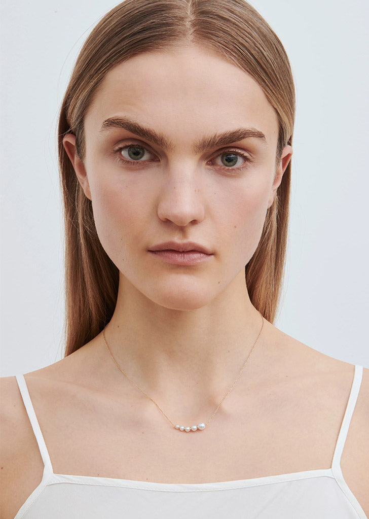 Lune Perle Necklace