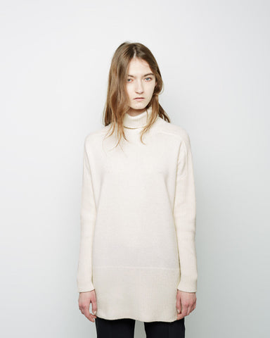 Contrast Knit Turtleneck