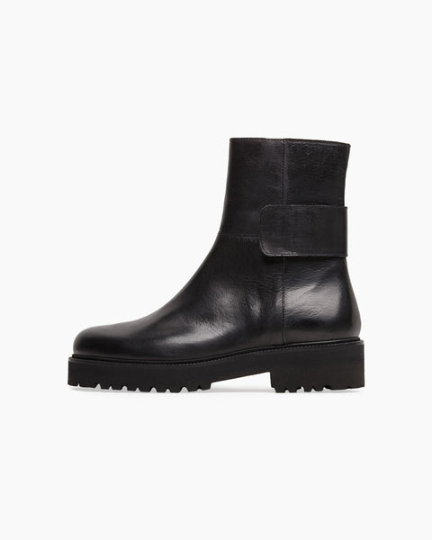 Margiela combat boots hotsell