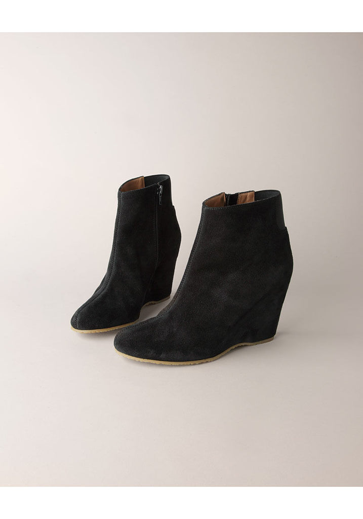 Wedge Boot