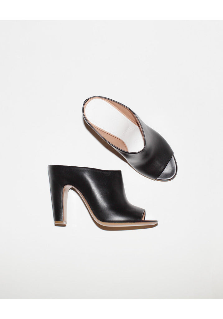 Curved-Heel Mule
