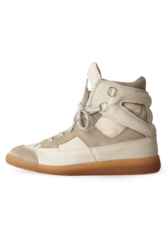 High Top Sneaker
