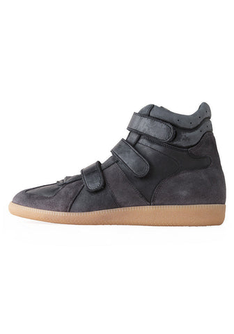 Velcro Sneaker