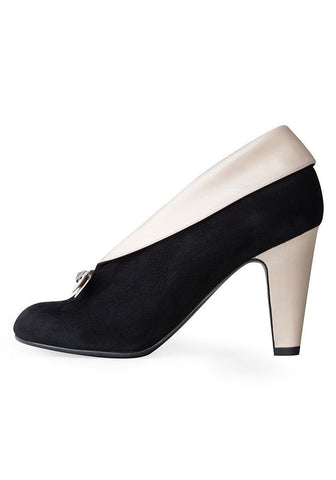Contrast Bow Heel