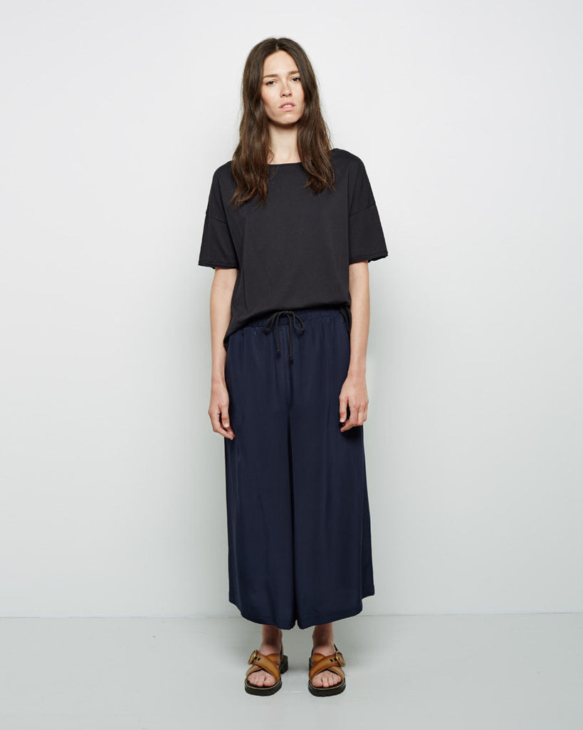 Criss-Cross Strap Sandal