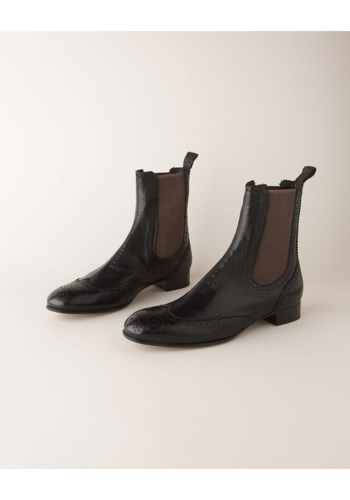 Flat Chelsea Boot