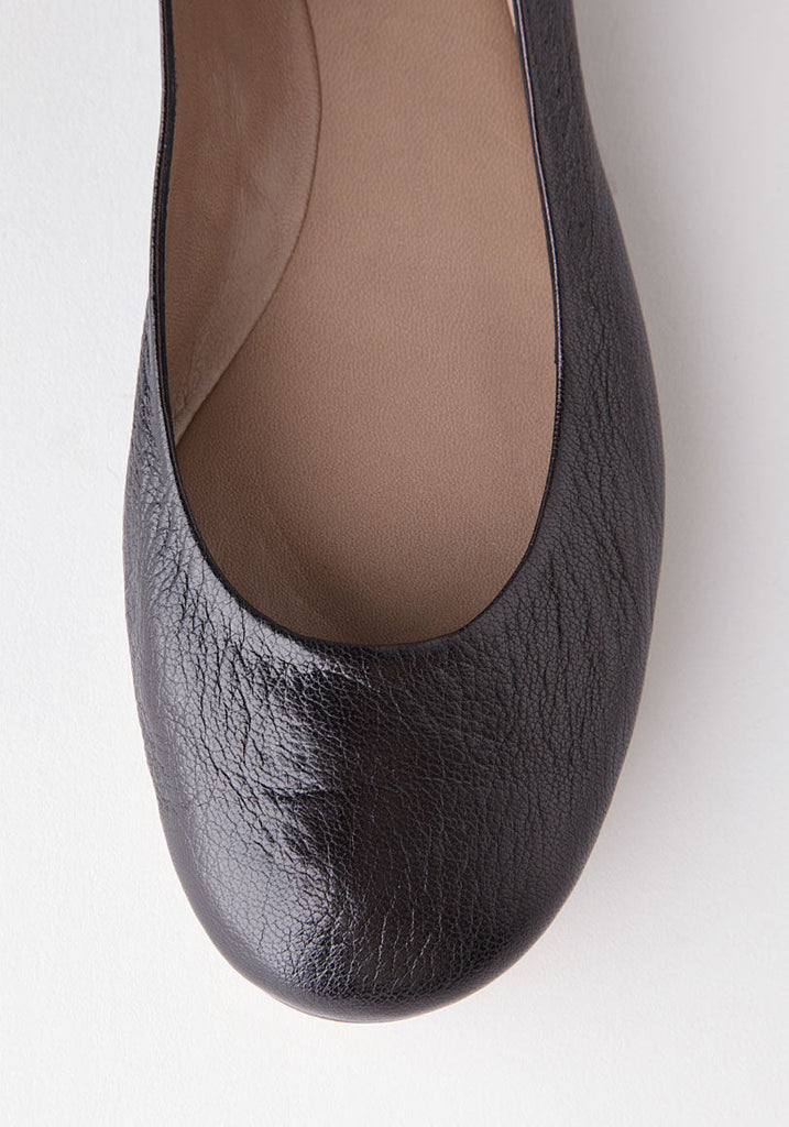 Flat w/ Double Ankle Strap