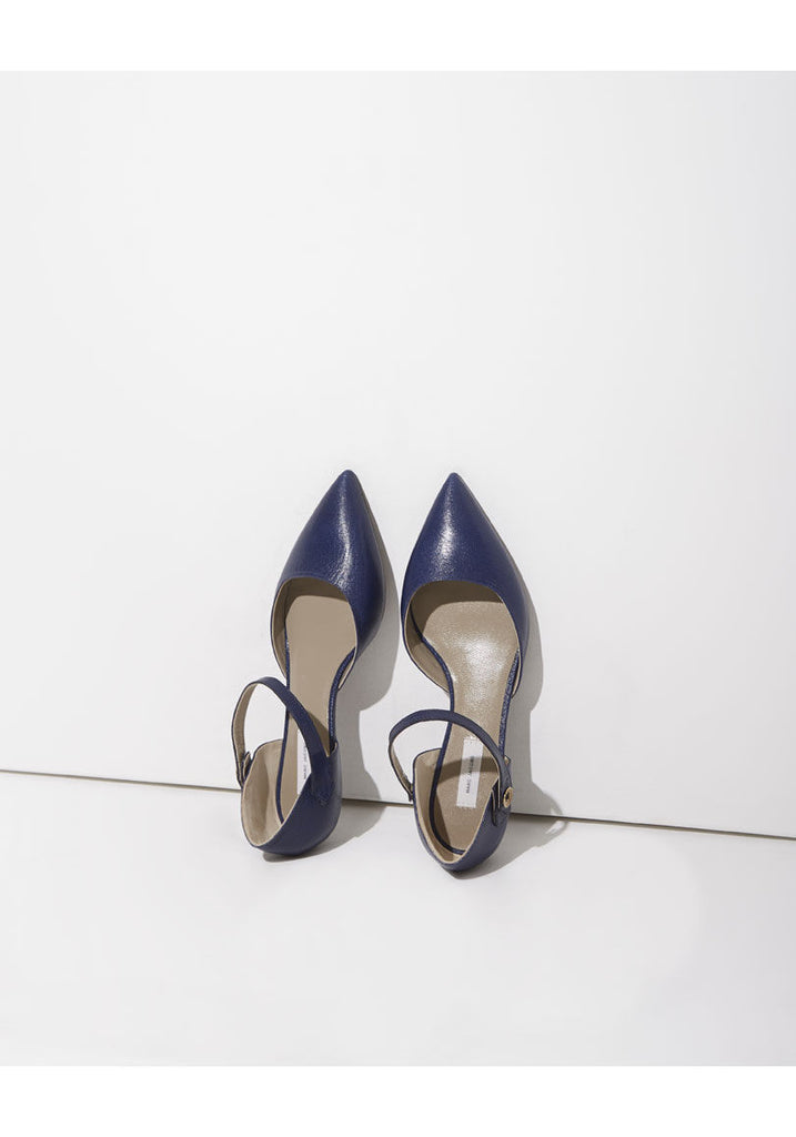 Pointed Toe Ankle-Strap Flat