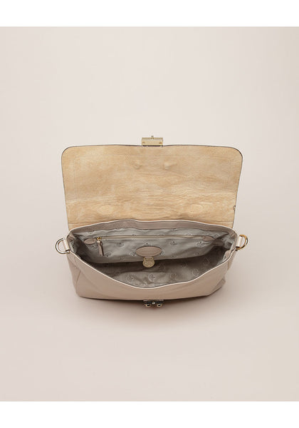Harriet Satchel – La Garçonne