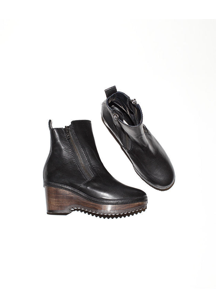 Bettina Zipper Clog Boot