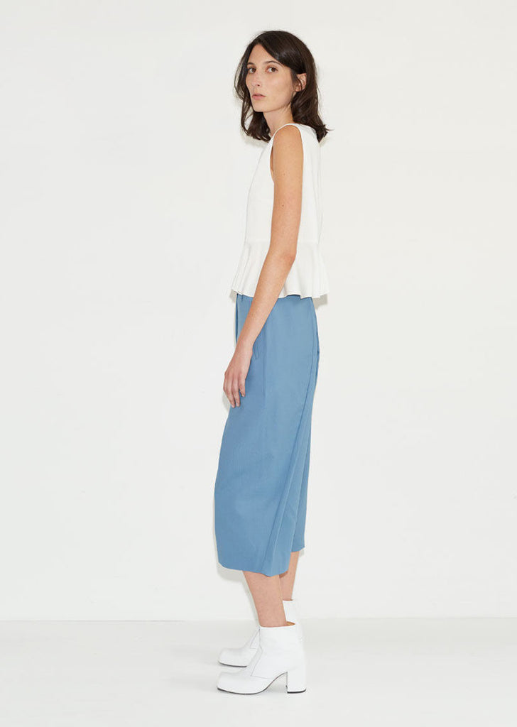Back Pleat Cropped Trouser