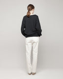 Relaxed Tapered Jeans