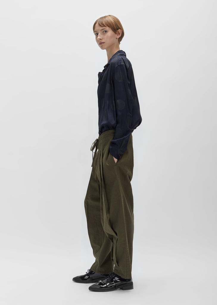 Front Tuck Drawstring Pant