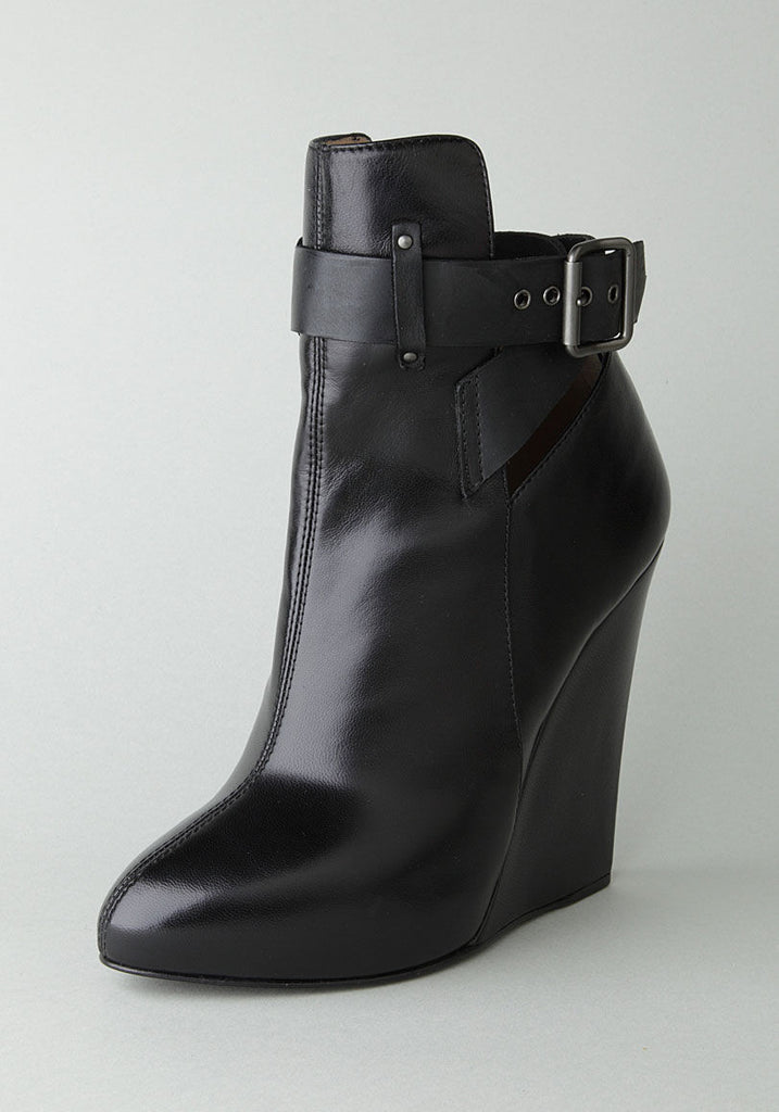 Single Buckle Wedge Boot