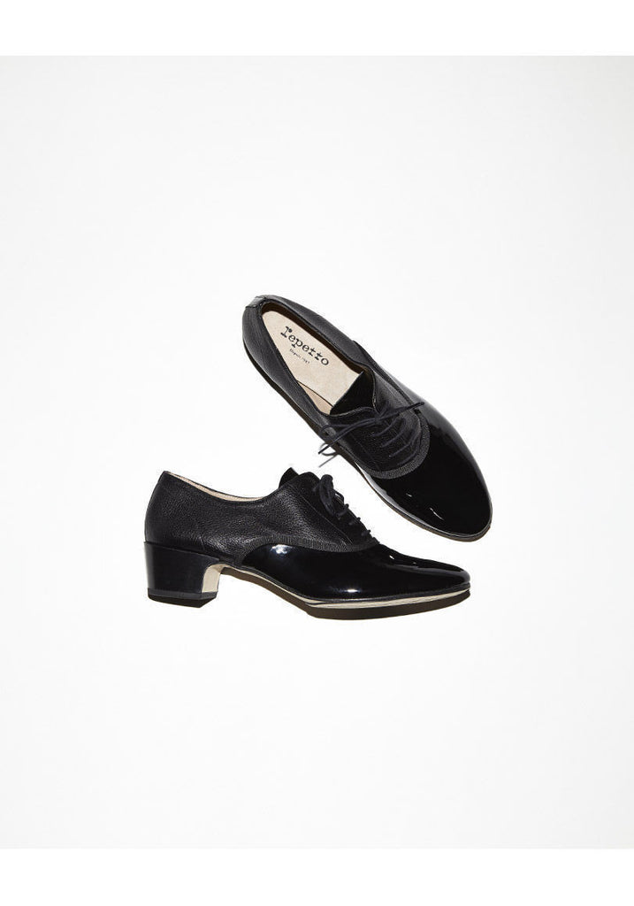 Tobias Oxford with Heel