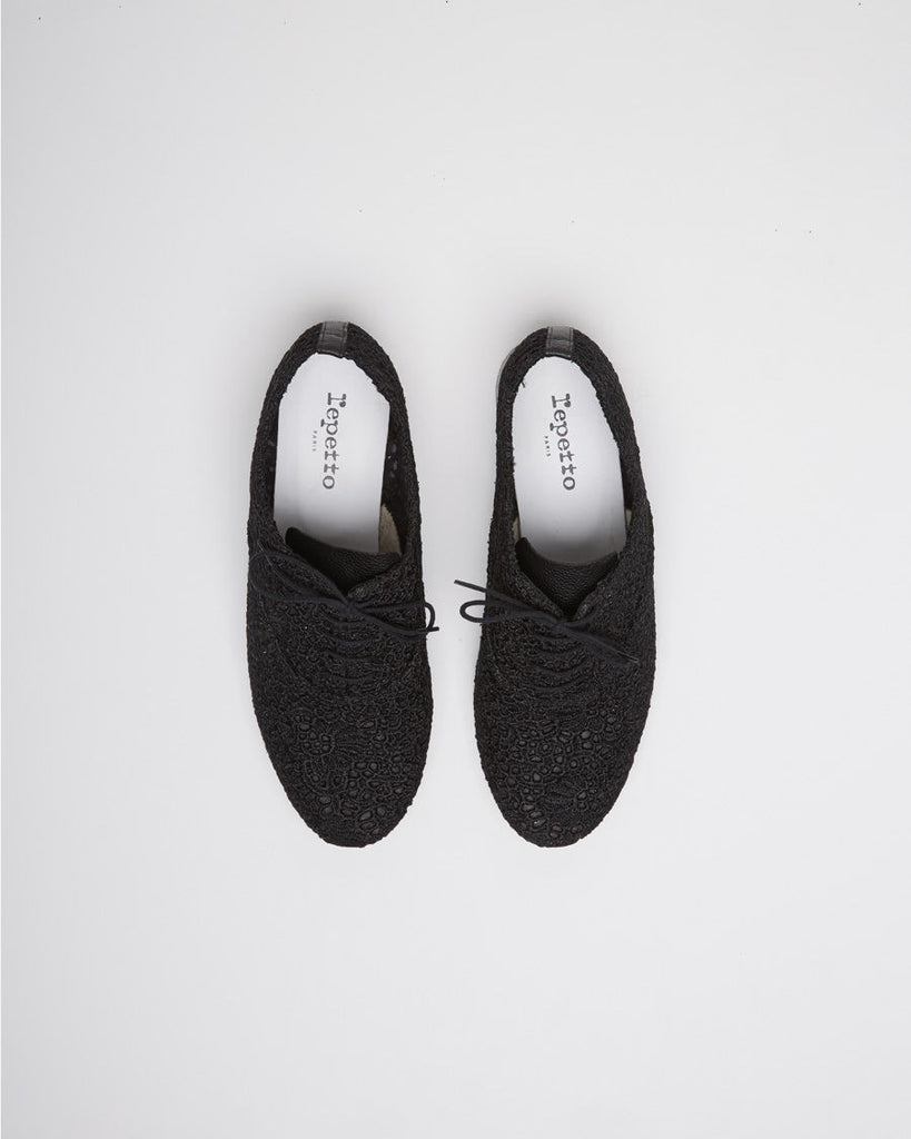 Zizi Anglaise Oxford