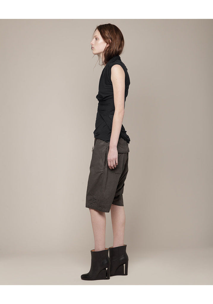 Twist Neck Sleeveless Tee