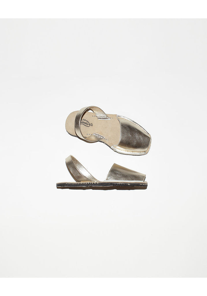 Metallic Avarca Sandal