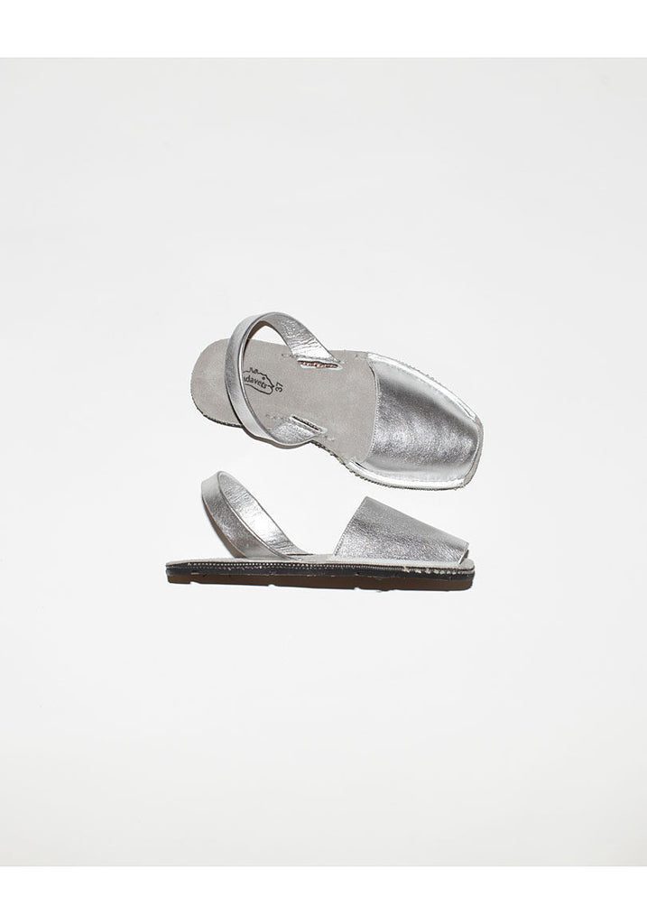 Metallic Avarca Sandal