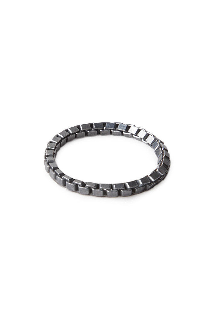 Semifine Cubic Ring
