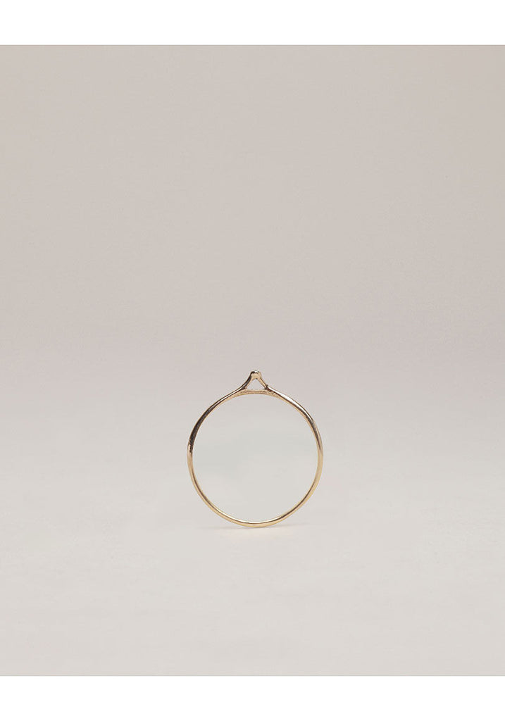 Point Ring with White Diamond