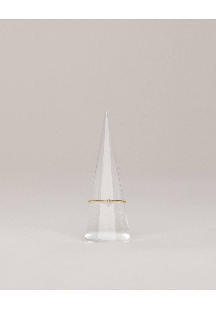 Point Ring with White Diamond