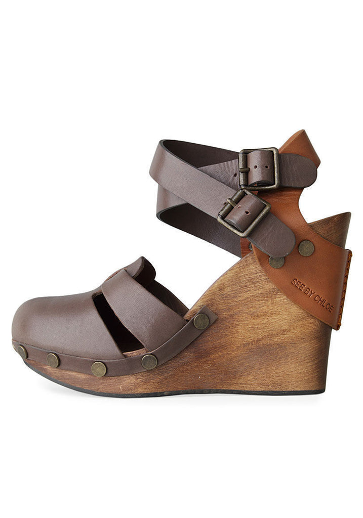 Double Buckle Wedge