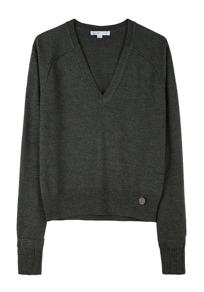 Essential V-Neck Pullover