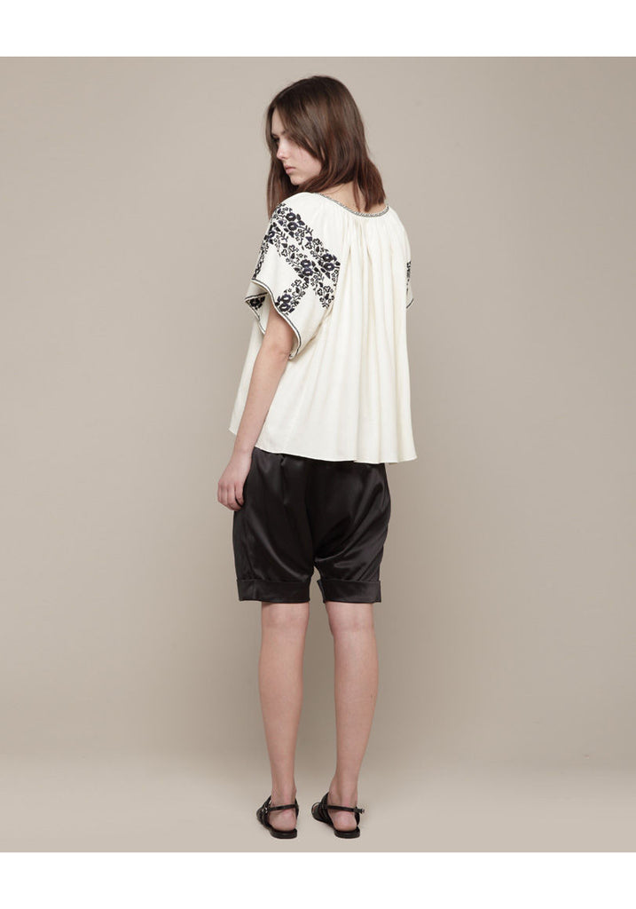 Floral Embroidery Cropped Top