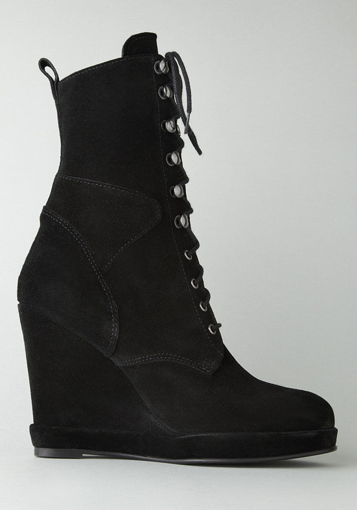 Packer Wedge Boot