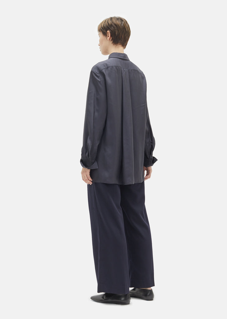 Silk Crepe Pointed Collar Shirt