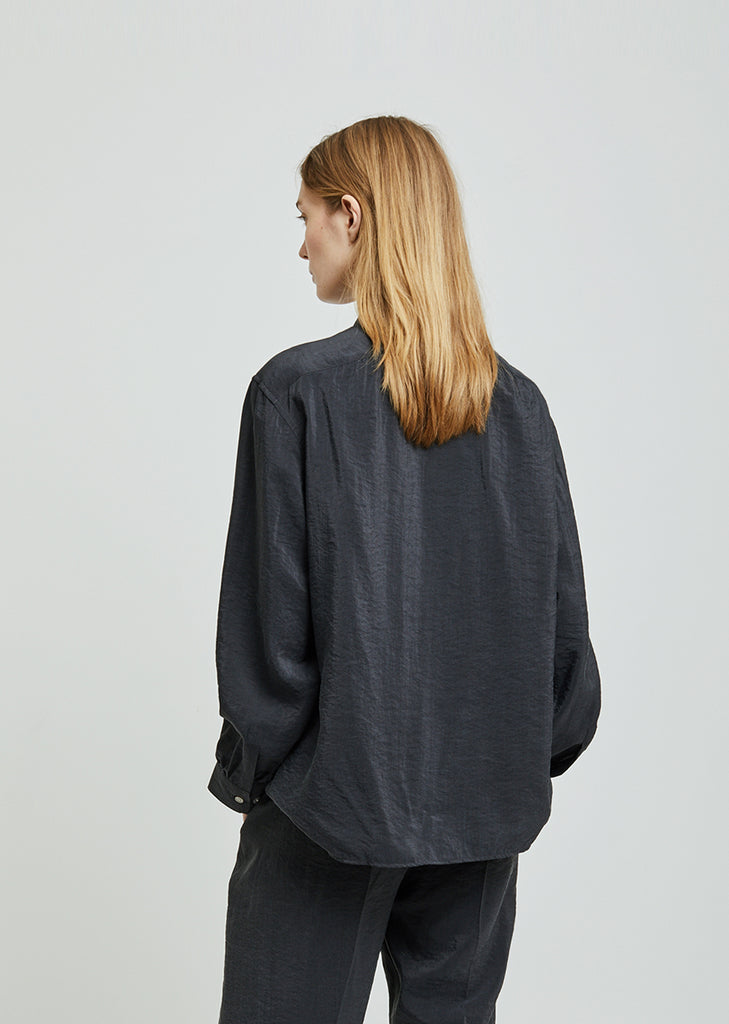 Pointed Collar Dry Silk Shirt