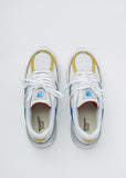 990v5 Sneakers