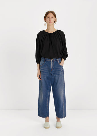 Relaxed Straight Cut Jeans