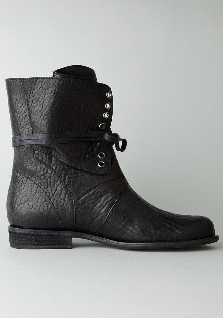 Double Eyelet Lace Up