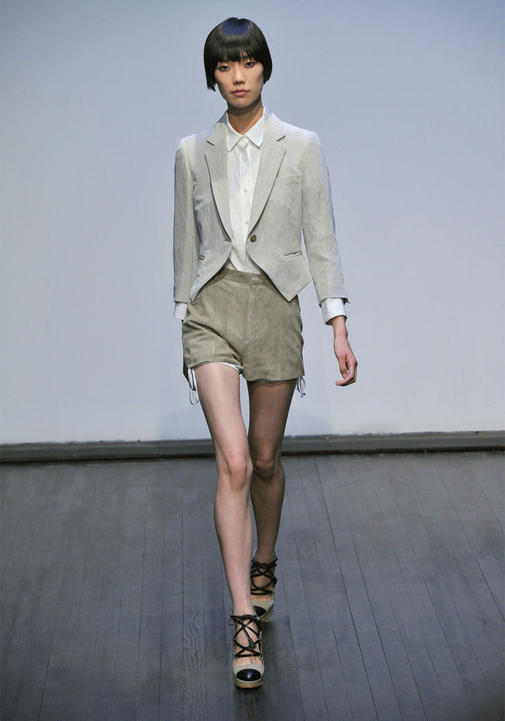 Cropped Notch Blazer